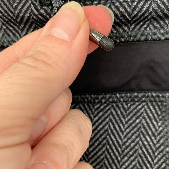 Lululemon Run Inspire crop leggings gray black herringbone chevron yoga active 6 - Picture 5 of 7